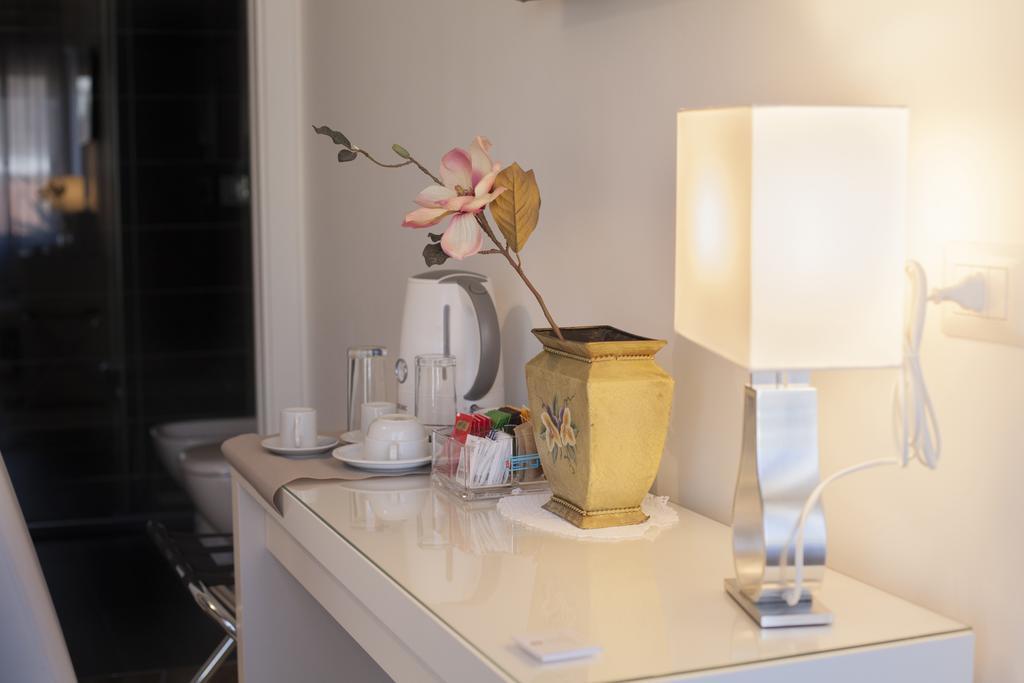 Saint Peter'S Luxury Domus Hotel Rome Bagian luar foto