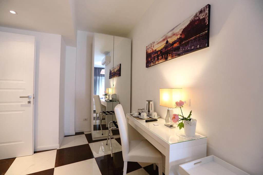 Saint Peter'S Luxury Domus Hotel Rome Bagian luar foto